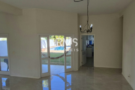 Casa à venda ou para alugar com 3 suítes em Jardim Theodora, Itu, SP