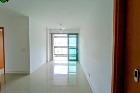Apartamento para alugar com 3 quartos, sendo 1 suíte, em Rio Comprido, Rio de Janeiro, RJ