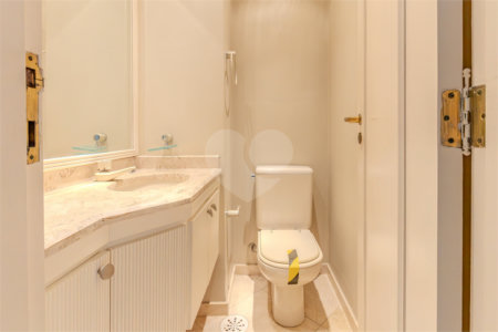 Apartamento à venda com 4 suítes em Moema, São Paulo, SP