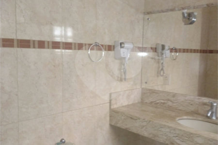 Casa à venda com 3 quartos, sendo 1 suíte, no condomínio Acmti - Colinas do Mosteiro, Terras de Itaici e Recanto dos Pássaros, Indaiatuba - SP
