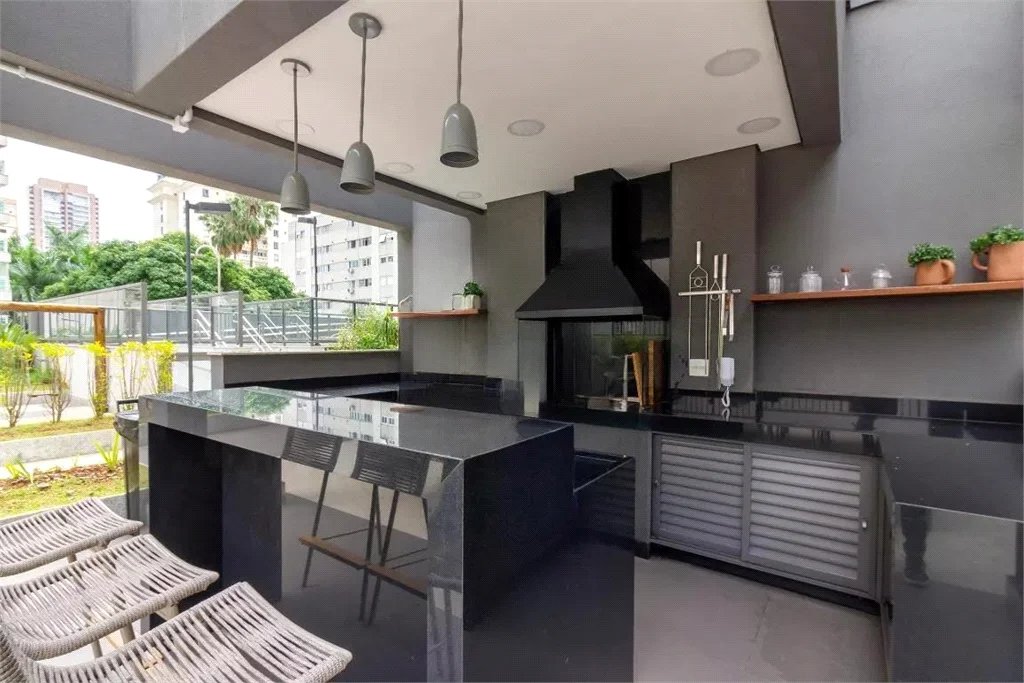 Apartamento à venda com 3 quartos, sendo 1 suíte, em Pinheiros, São Paulo, SP