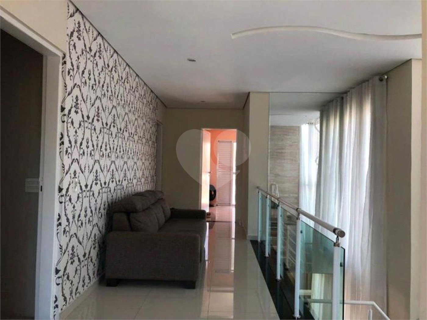 Casa à venda com 4 quartos, sendo 2 suítes, no condomínio Terras de São Francisco, Vinhedo - SP