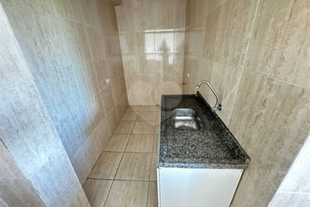 Apartamento para alugar com 3 quartos em Vila Monte Belo, Itaquaquecetuba, SP
