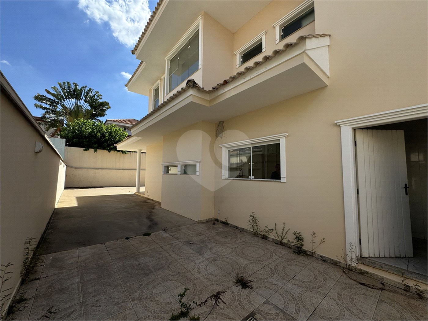 Casa à venda ou para alugar com 4 quartos, sendo 2 suítes, no condomínio Ibiti do Paço, Sorocaba - SP