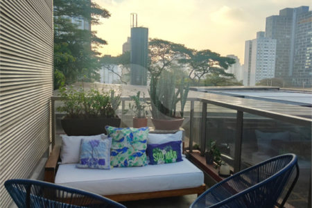 Apartamento para alugar com 1 quarto em Santo Amaro, São Paulo, SP