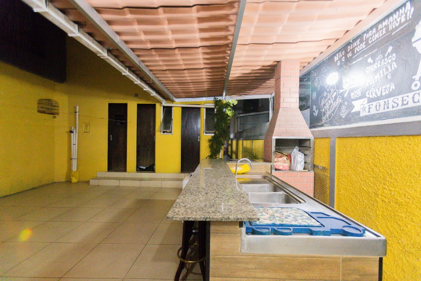 Casa com 3 dormitórios à venda por R$ 1.980.000,00 - Pompéia - Santos/SP