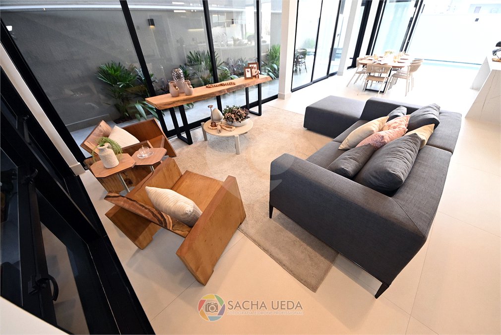 Casa à venda com 4 suítes no condomínio Residencial Dona Maria Candida, Indaiatuba - SP
