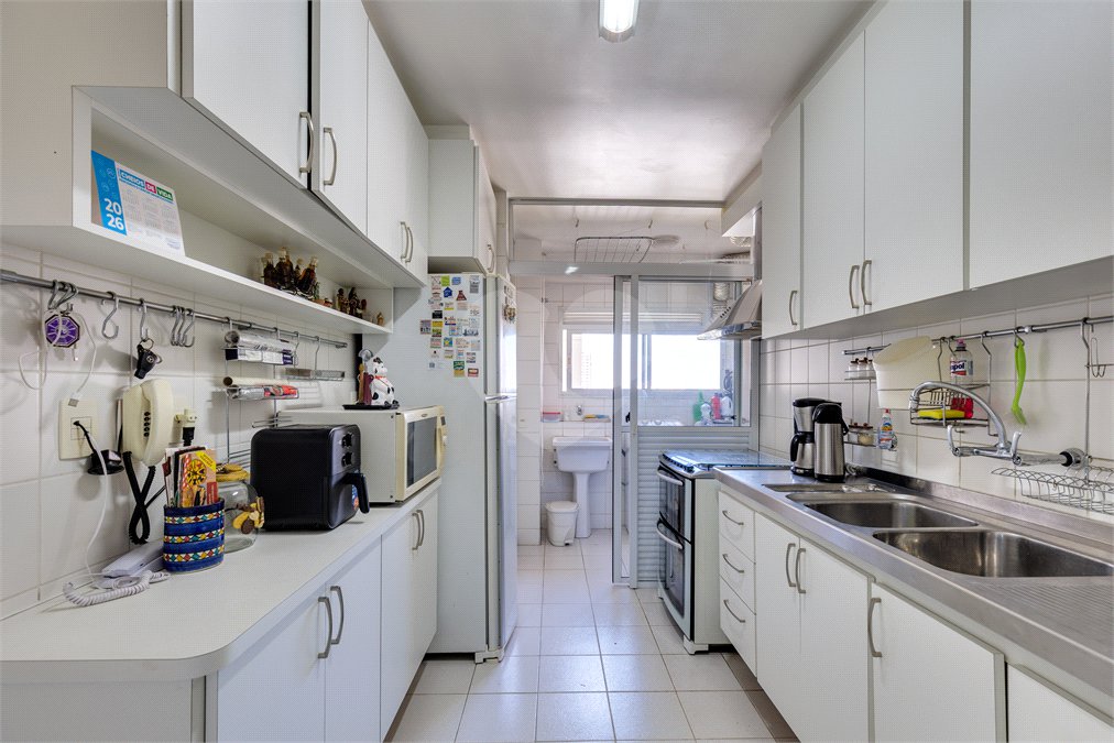 Apartamento à venda com 3 quartos, sendo 2 suítes, em Jardim Marajoara, São Paulo, SP
