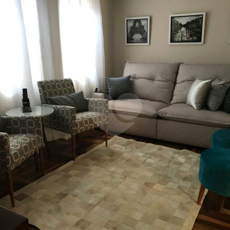 Sobrado à venda com 3 quartos, sendo 1 suíte, em Vila do Castelo, São Paulo, SP