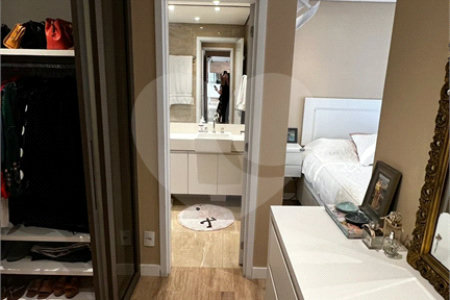 Apartamento à venda com 3 suítes em Vila Gertrudes, São Paulo, SP