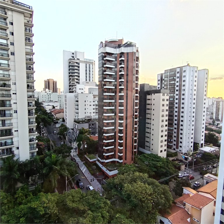 Apartamento à venda com 4 quartos, sendo 3 suítes, em Perdizes, São Paulo, SP