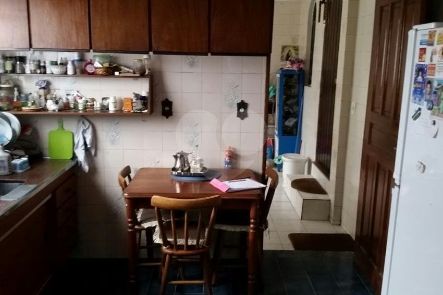 Casa à venda com 3 quartos em Horto, São Paulo, SP