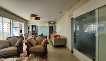 Apartamento à venda com 3 suítes em Jardim Marajoara, São Paulo, SP