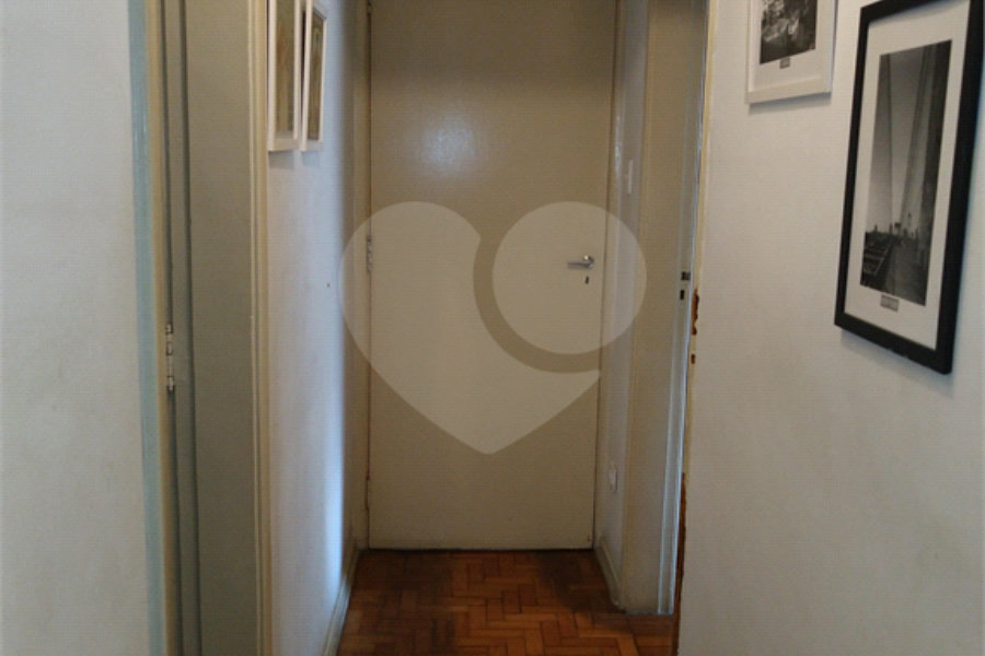 Apartamento à venda com 3 quartos, sendo 1 suíte, em Pinheiros, São Paulo, SP