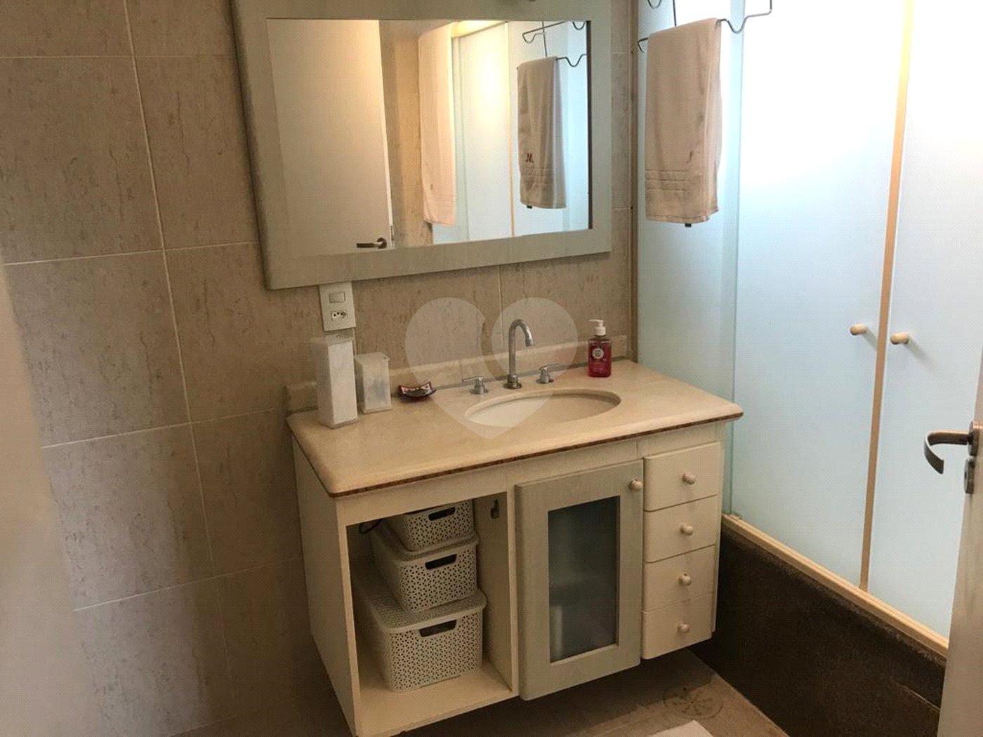 Apartamento à venda com 3 quartos, sendo 1 suíte, em Vila Paulicéia, São Paulo, SP