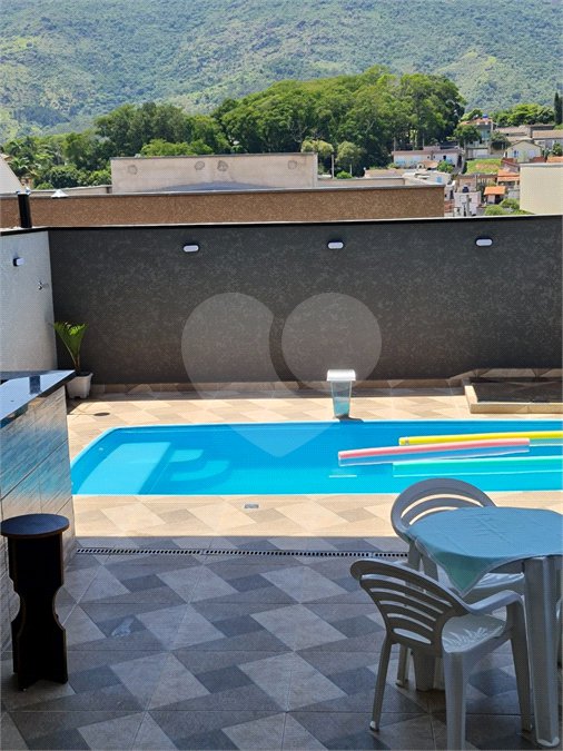 Casa para alugar com 4 suítes em Jardim Maristela, Atibaia, SP