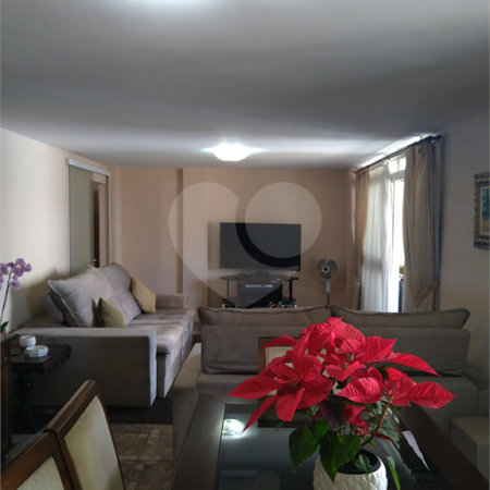 Apartamento à venda com 3 quartos, sendo 1 suíte, em Cerqueira César, São Paulo, SP