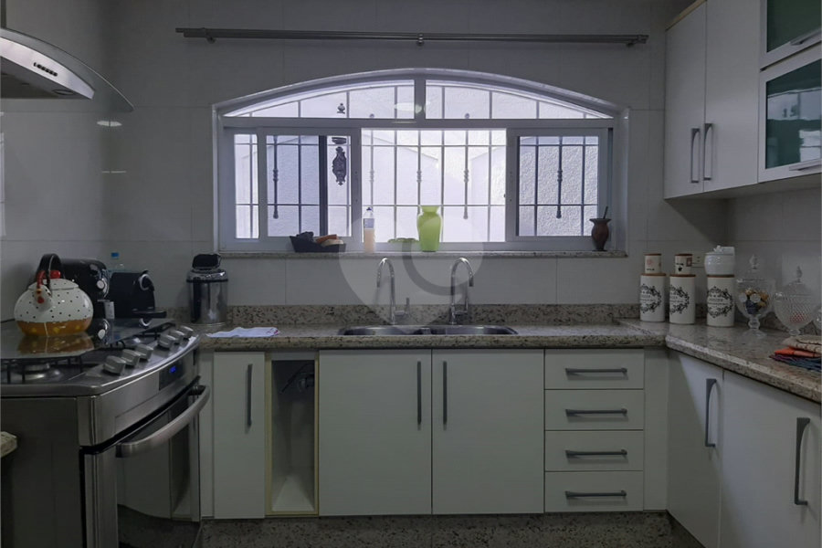 Sobrado à venda com 3 quartos, sendo 1 suíte, em Vila Medeiros, São Paulo, SP