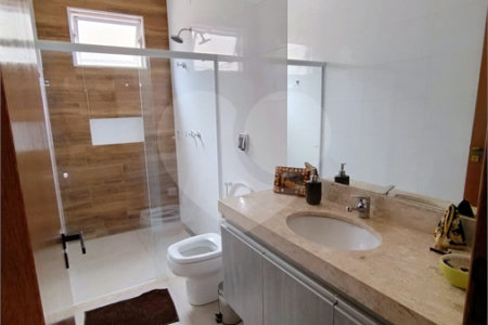 Casa à venda com 3 quartos, sendo 1 suíte, em Jardim Santa Cecília, Ribeirão Preto, SP