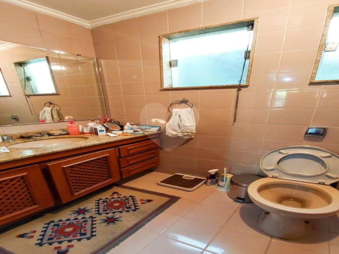 Casa à venda com 6 quartos, sendo 3 suítes, em Jardim Brasil (zona Sul), São Paulo, SP