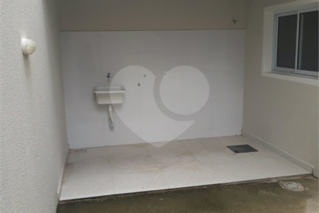 Casa à venda com 2 suítes no condomínio Residencial Américo de Figueiredo, Sorocaba - SP