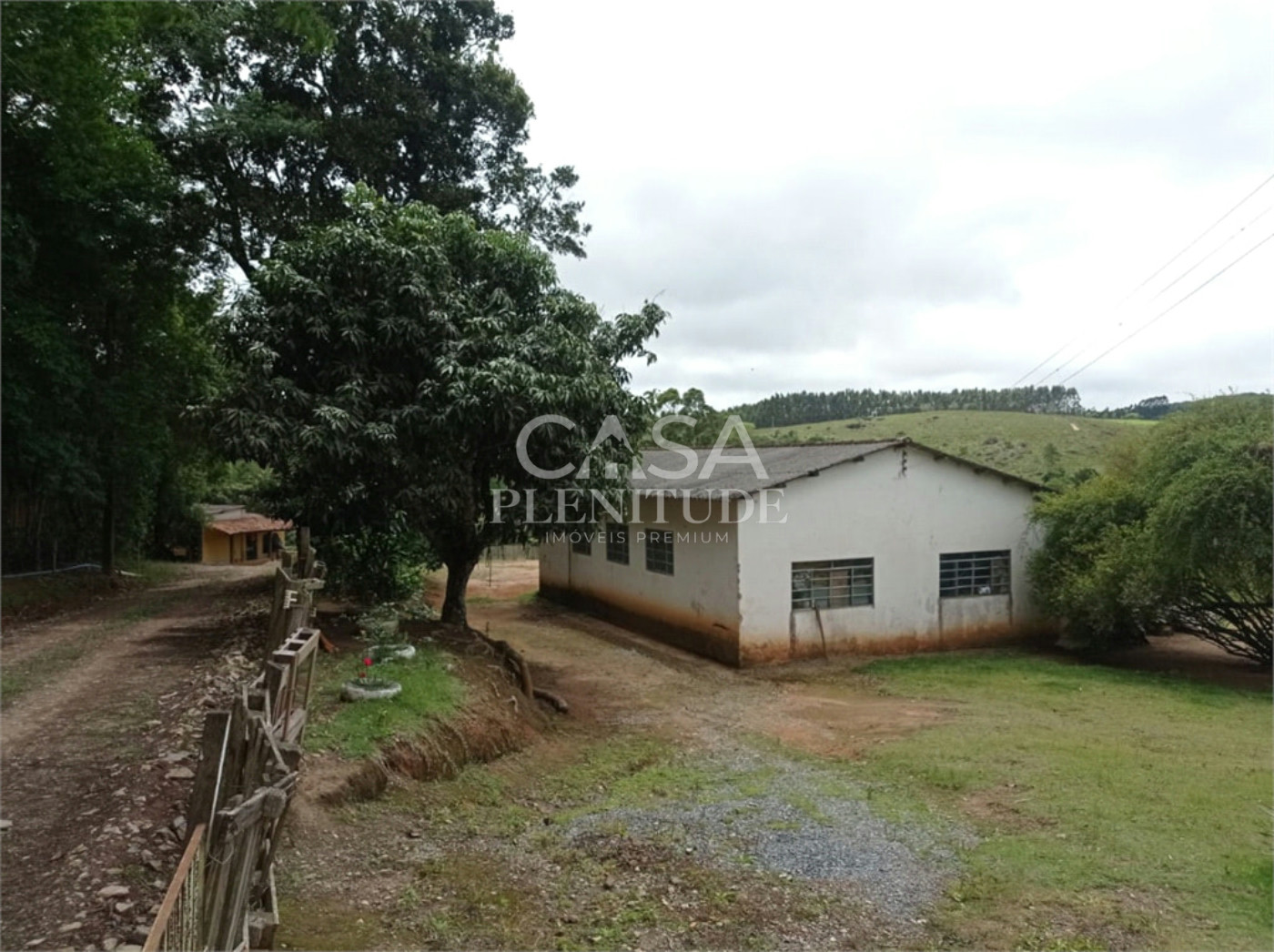 Sítio à venda com 2 quartos em Gramadão, São Miguel Arcanjo, SP