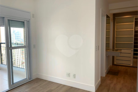 Apartamento à venda ou para alugar com 3 suítes em Santo Amaro, São Paulo, SP