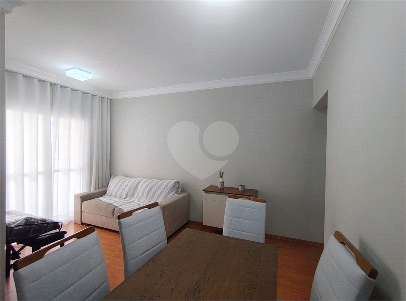 Apartamento à venda com 2 quartos, sendo 1 suíte, em Jardim Guarani, Jundiaí, SP