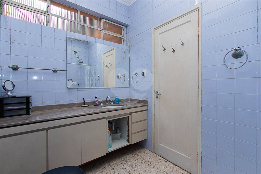 Sobrado à venda com 5 quartos em Vila Mariana, São Paulo, SP