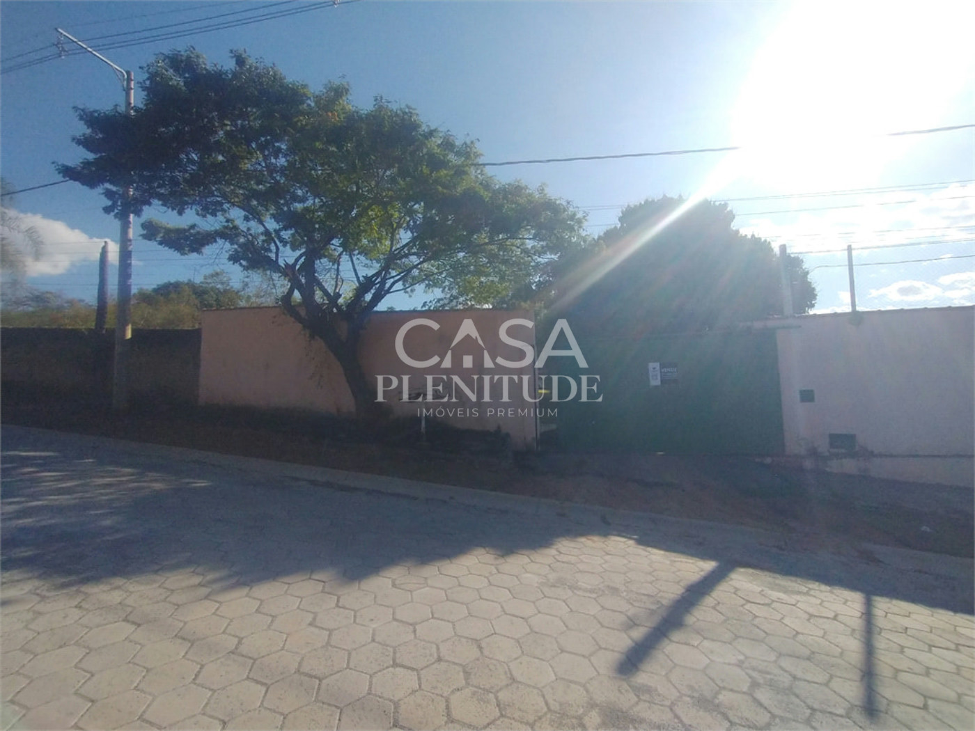 Chácara à venda com 5 quartos, sendo 1 suíte,  em Araçoiaba da Serra, SP