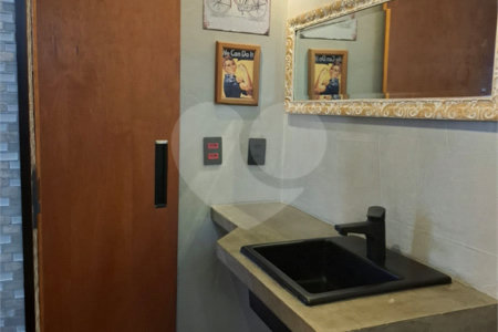 Apartamento moderno e mobiliado, 1 dormitório 1 banheiro, sala de star com varanda, cozinha americana, na Vila Olímpia.