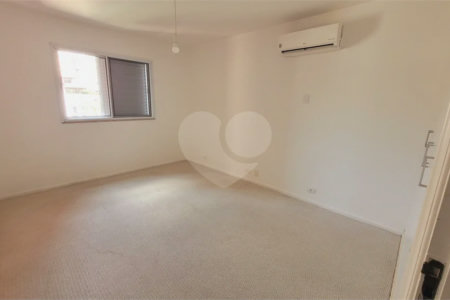 Apartamento sofisticado em localização privilegiada no Itaim Bibi – próximo ao Parque do Povo e Shopping JK Iguiatemi