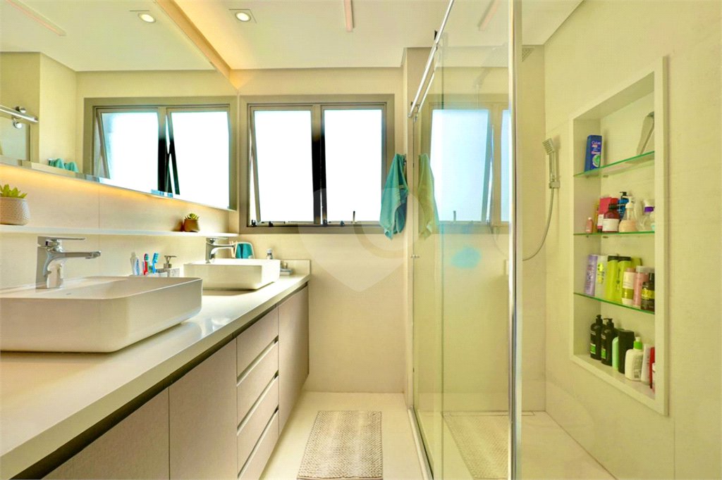 Apartamento para venda em Jardim Prudência com 3 quartos, sendo 3 suítes , 190m²