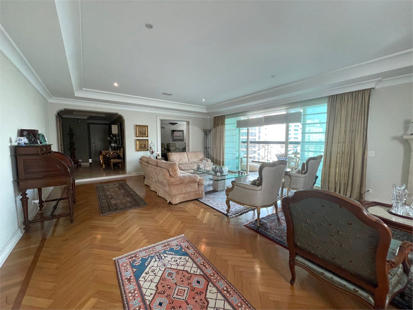 Apartamento à venda com 3 suítes em Campo Belo, São Paulo, SP