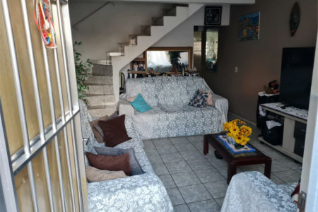 Casa à venda com 3 quartos em Jardim das Esmeraldas, São Paulo, SP