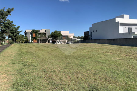 Terreno à venda no condomínio Saint Patrick, Sorocaba - SP