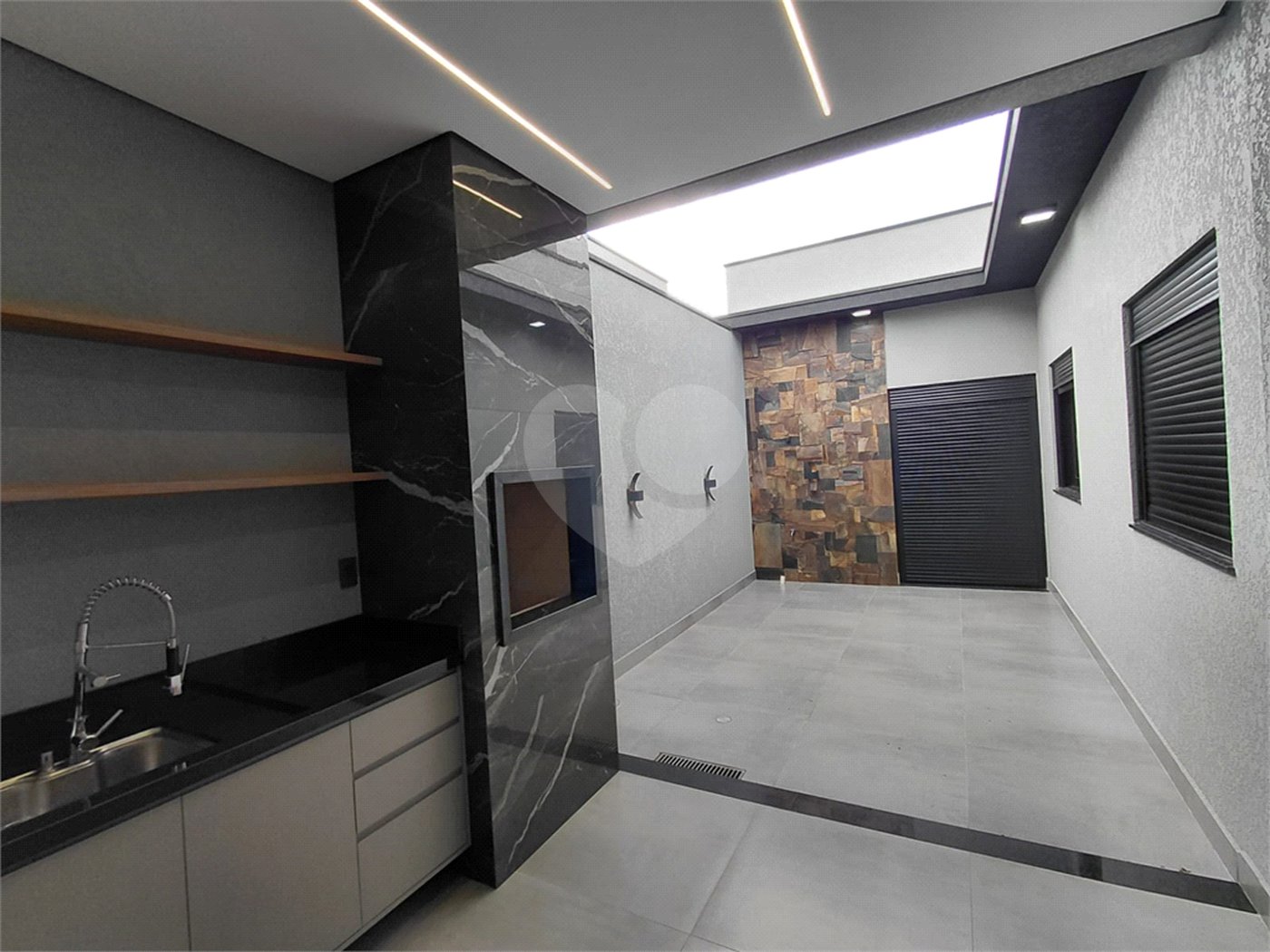 Casa à venda com 3 quartos, sendo 1 suíte, no condomínio Park Real Indaiatuba, Indaiatuba - SP