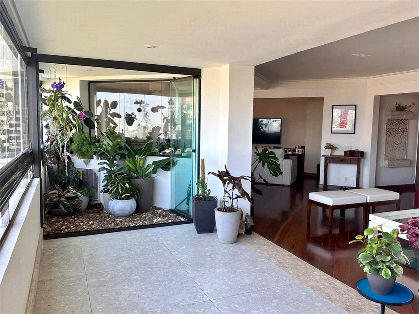 Apartamento à venda com 3 suítes em Jardim Vitória Régia, São Paulo, SP