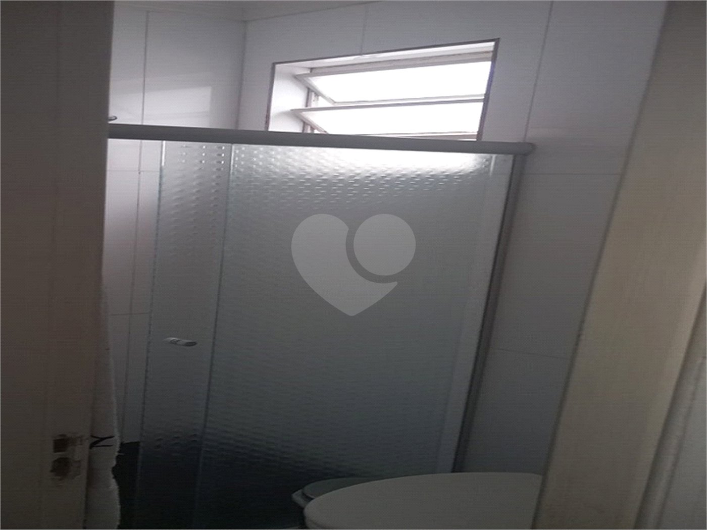 Casa à venda com 3 quartos, sendo 1 suíte,  em Lapa de Baixo, São Paulo, SP