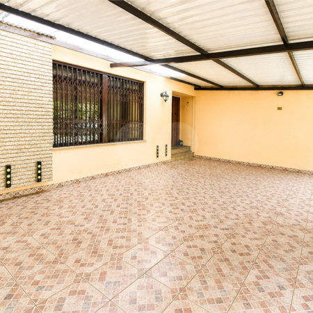 Casa à venda com 3 quartos, sendo 1 suíte, em Santo Amaro, São Paulo, SP