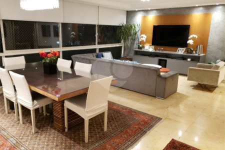 Apartamento à venda com 3 quartos, sendo 1 suíte, em Cerqueira César, São Paulo, SP