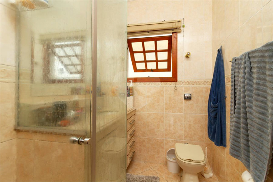Casa à venda com 4 quartos, sendo 2 suítes, no condomínio Da Serra, São Paulo - SP