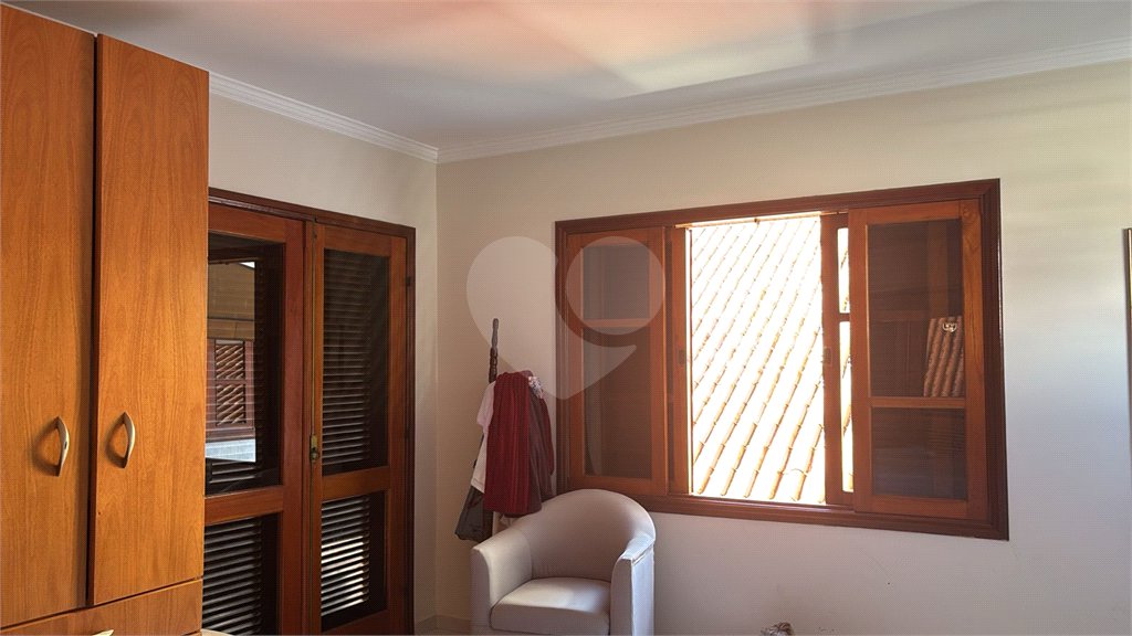 Sobrado à venda com 5 quartos, sendo 3 suítes,  em Jardim Recanto do Valle, Indaiatuba, SP