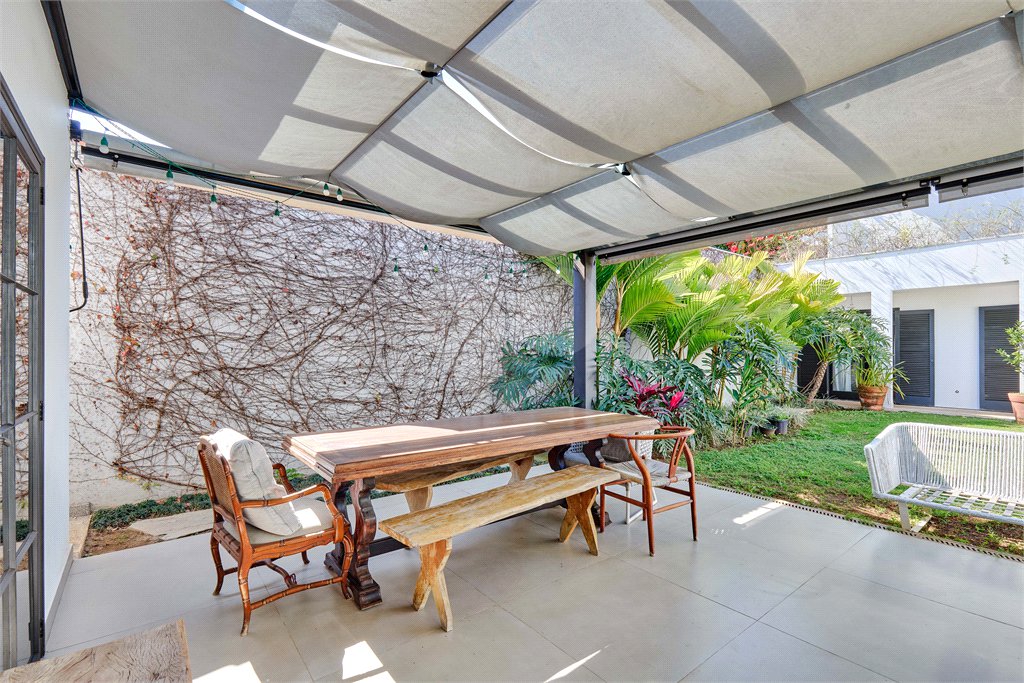 Casa Térrea à venda com 3 suítes em Alto da Boa Vista, São Paulo, SP