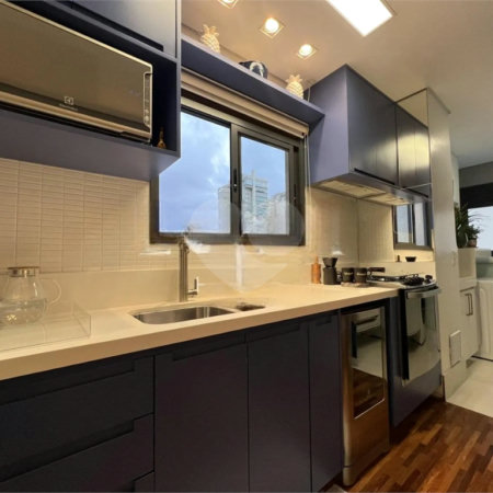 Apartamento à venda com 2 suítes em Vila Romana, São Paulo, SP