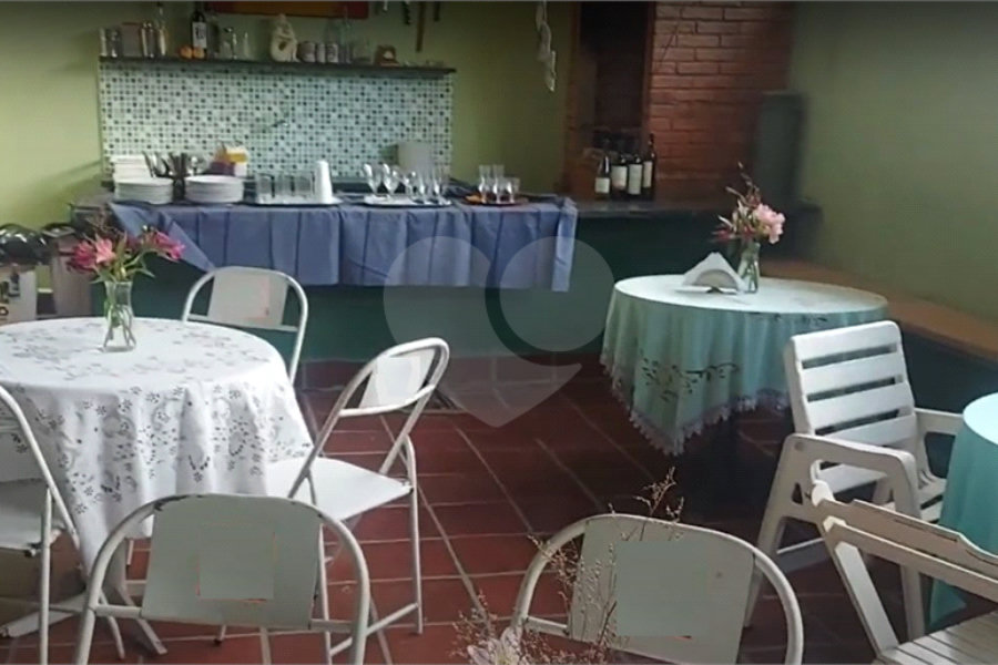Sobrado à venda com 3 quartos, sendo 1 suíte, em Tremembé, São Paulo, SP