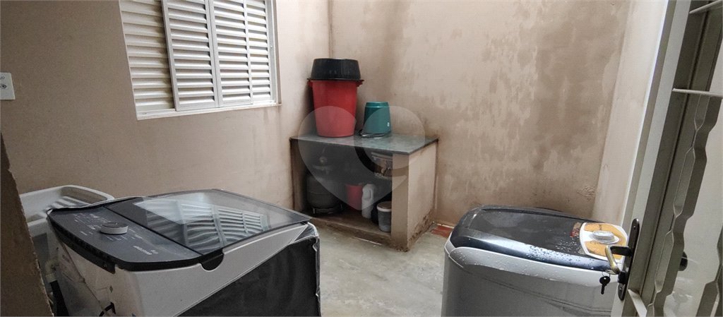 Casa à venda com 2 quartos, sendo 1 suíte, em Jardim Nair Maria, Salto, SP