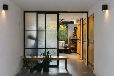 Casa à venda com 2 quartos, sendo 1 suíte,  no condomínio Cube Real Parque, São Paulo - SP