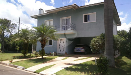 Casa à venda com 3 suítes no condomínio Residencial dos Lagos, Itupeva - SP