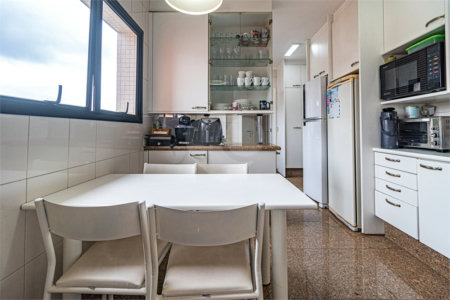 Apartamento à venda com 4 quartos, sendo 3 suítes,  em Perdizes, São Paulo, SP